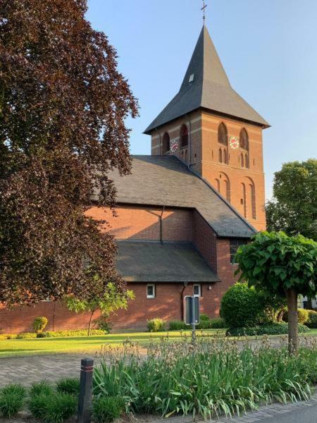 Hotel Burg Wassenberg Esterno foto